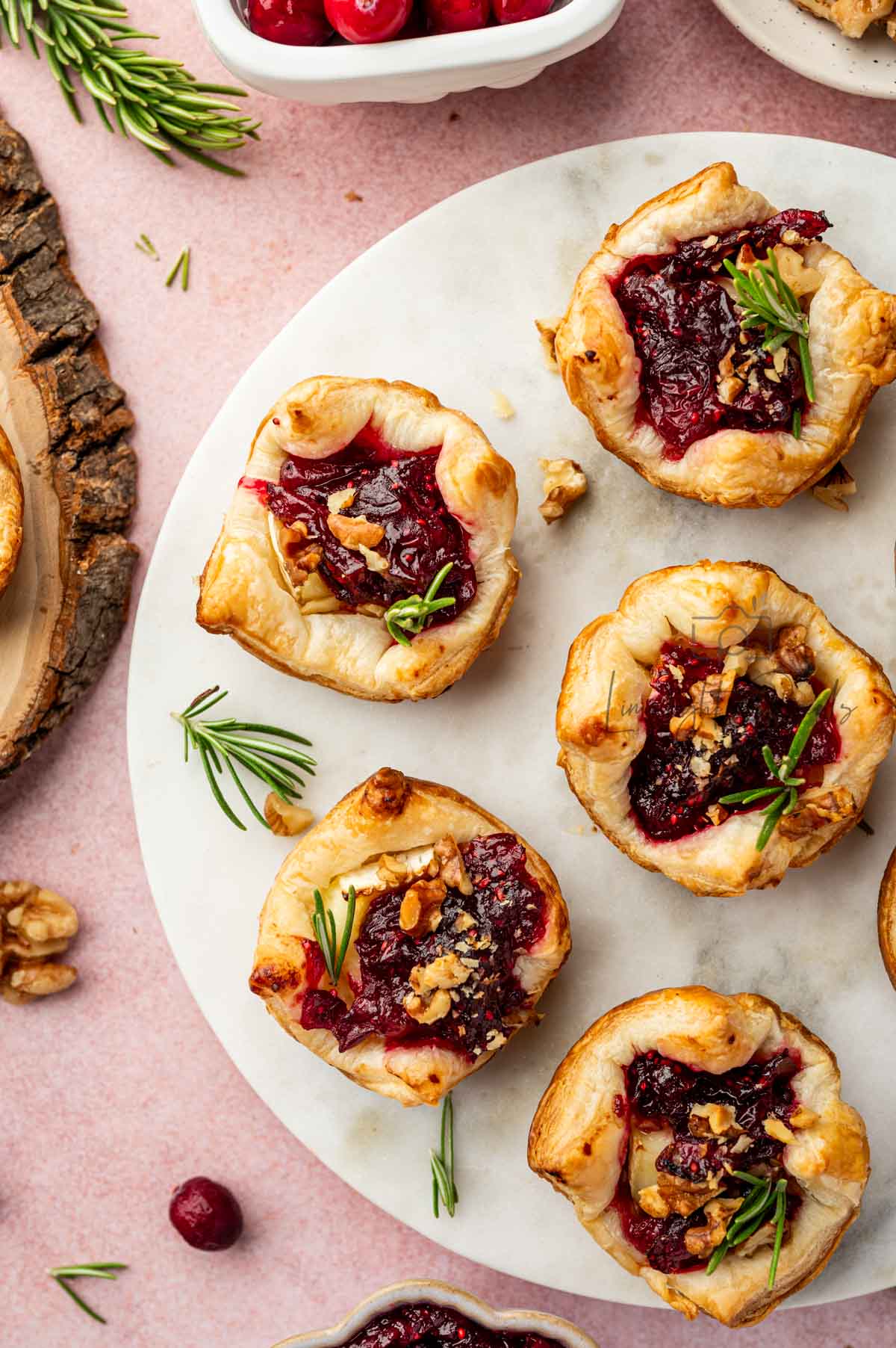 Cranberry Brie Bites with Puff Pastry - Exclusive Recipe