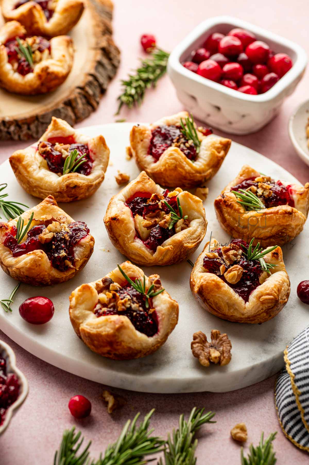 Cranberry Brie Bites with Puff Pastry - Exclusive Recipe